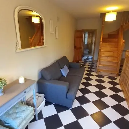 Holiday home Breathneach House Limerick