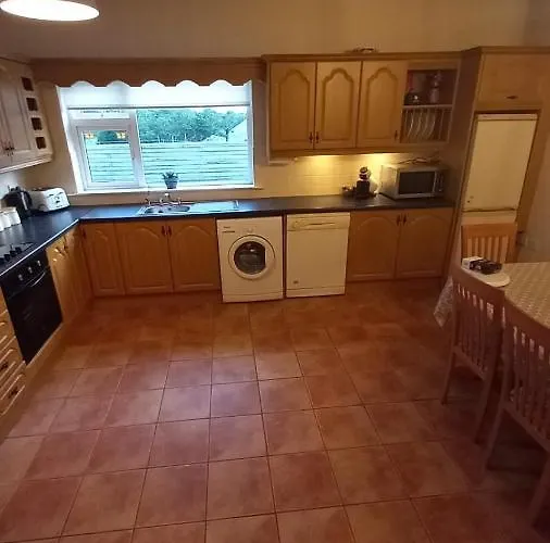 Breathneach House 度假居 Limerick Junction